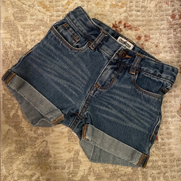 Oshkosh Toddlers 4T Denim Shorts with cuff. Excellent condition. - Picture 1 of 6